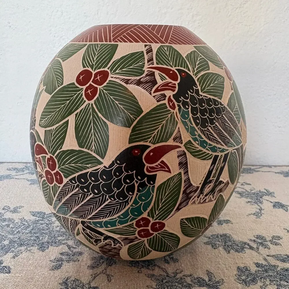 Mata Ortiz Pottery 2 Birds Design by Heri Mora Vase